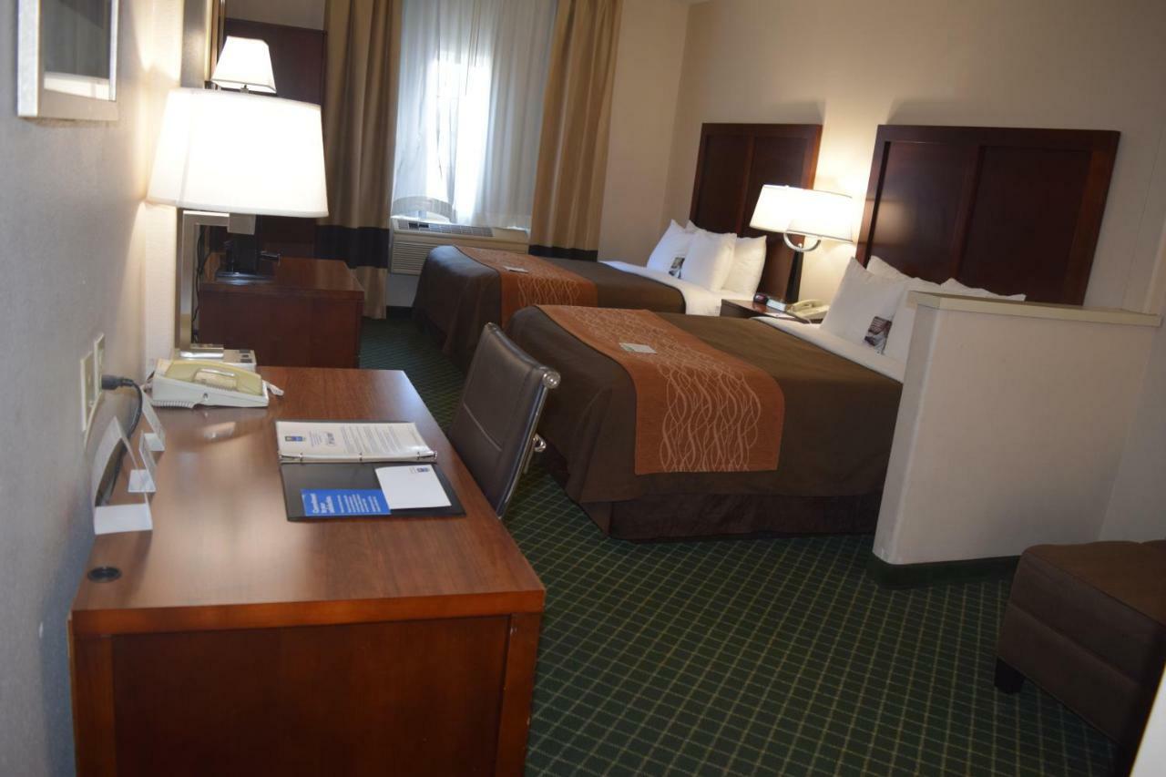Comfort Inn & Suites Oakland Airport Экстерьер фото